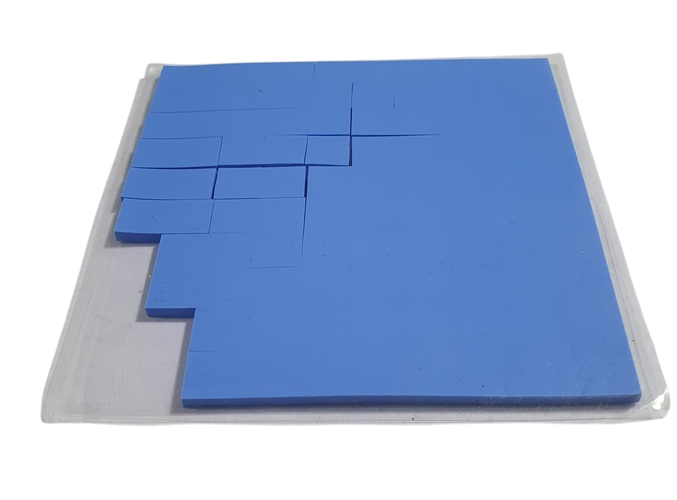 THERMAL PAD AZUL GROSOR 3.0 MM VENTA DE UNIDAD MEDIDAS 10 MM x 10MM NUEVO